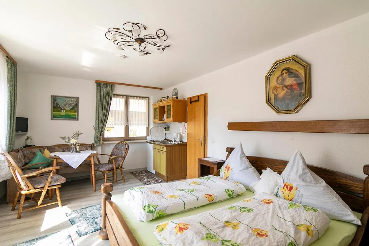 Apartment Gaestehaus Aschauer Schneizlreuth Germany